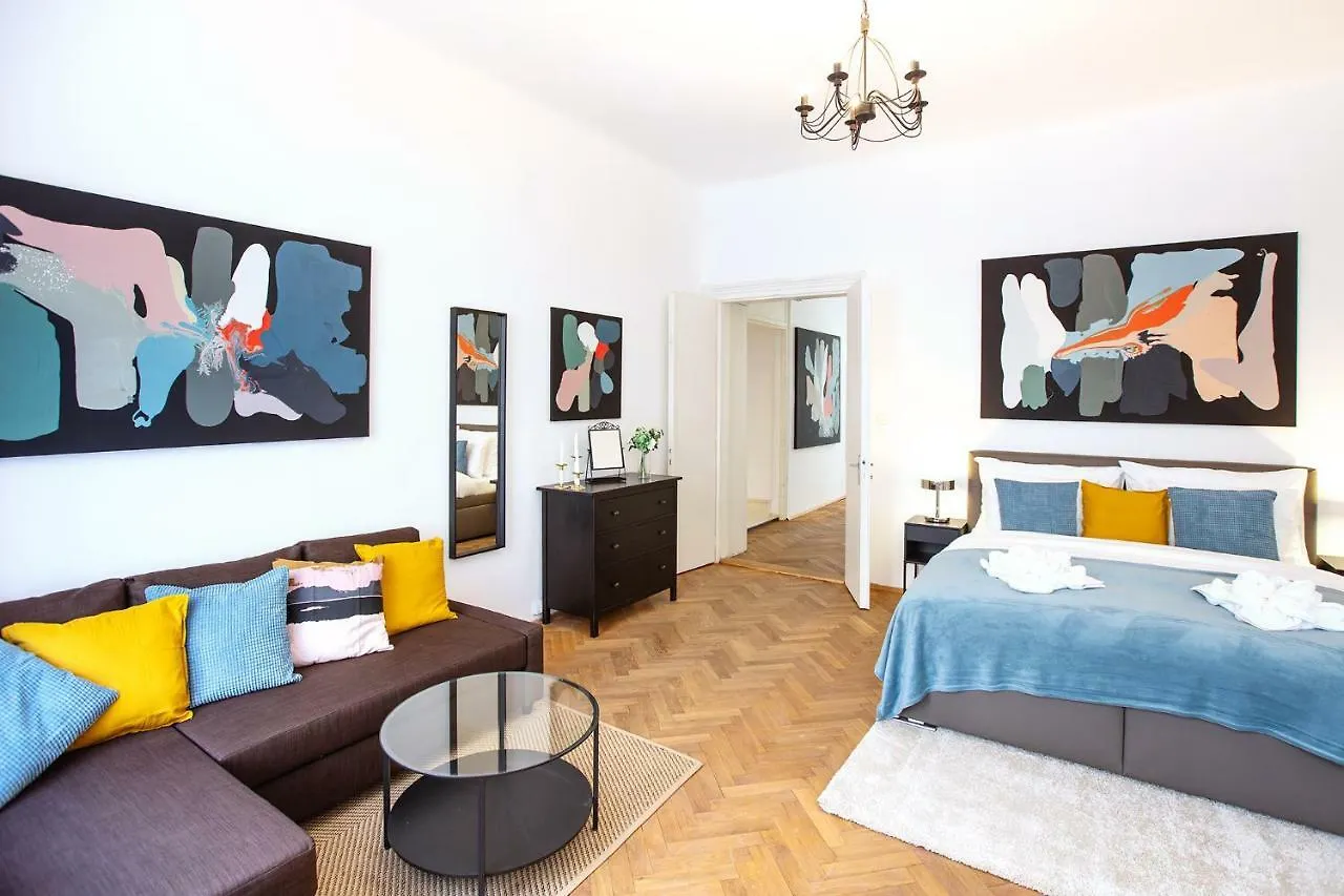Apartment 5Br 2Bath Family Apt 5Mins To Wenceslas Square Prague