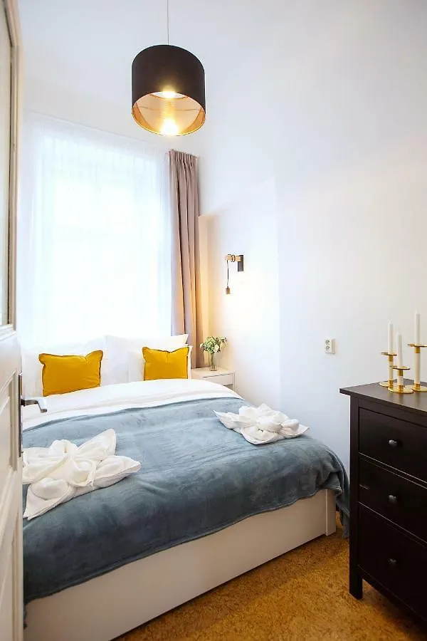 5Br 2Bath Family Apt 5Mins To Wenceslas Square Prague Czech Republic